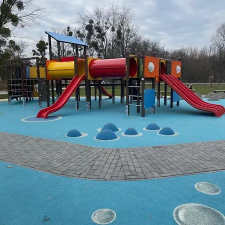 Cherry Apartmanhaz Apartament Sárvár