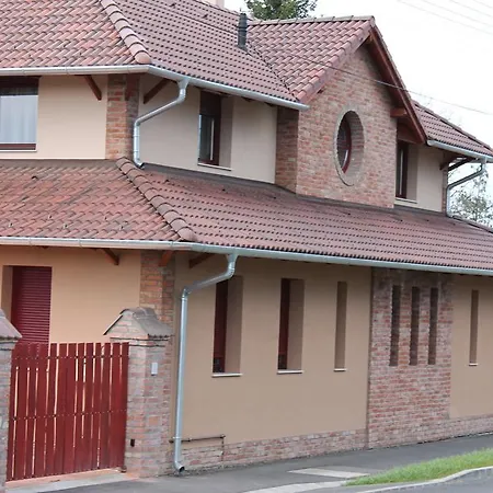 Apartamento Cherry Sárvár