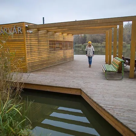 Cherry Apartmanhaz Apartament Sárvár