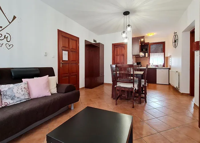 Daire Cherry Apartmanhaz